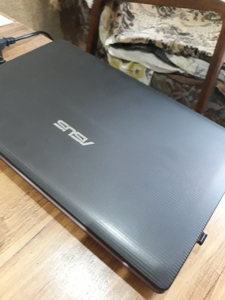 Ноутбук ASUS K53SD.