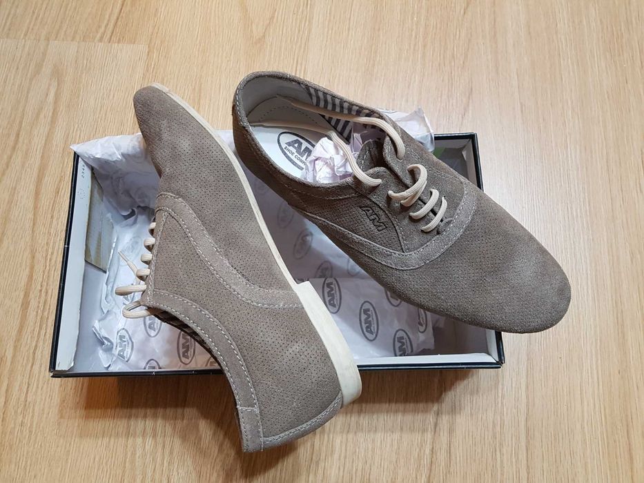 Pantofi casual barbati nr 41 piele naturala perforata.