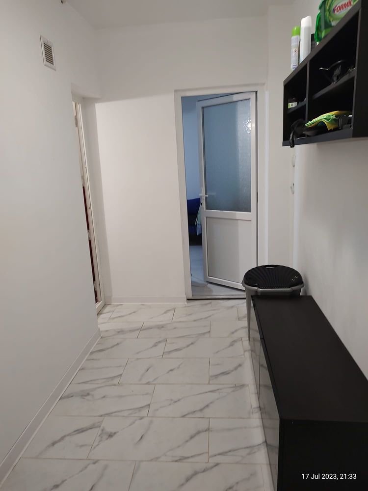 Apartament de închiriat