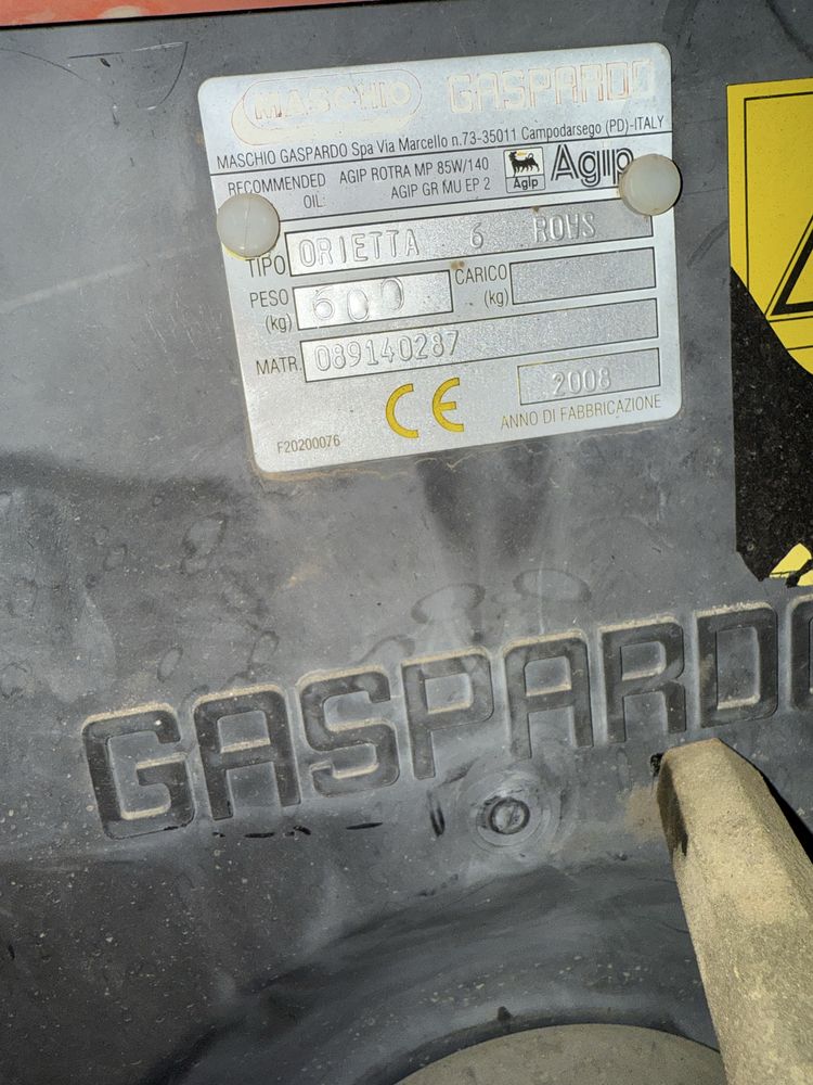 Semanatoare GASPARDO ORIETTA,de precizie Pneumatica