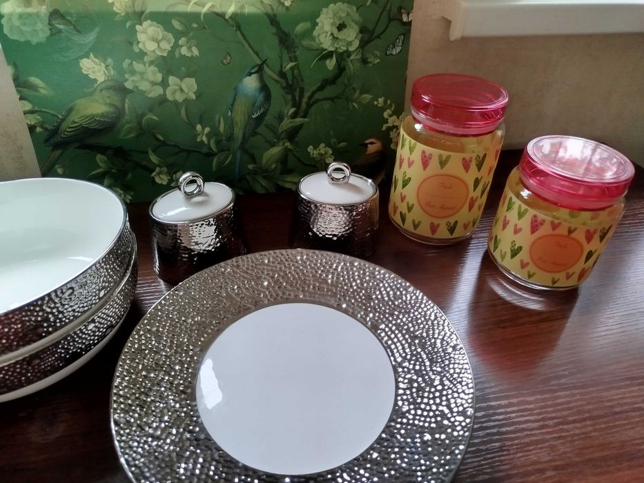 Продается набор посуды