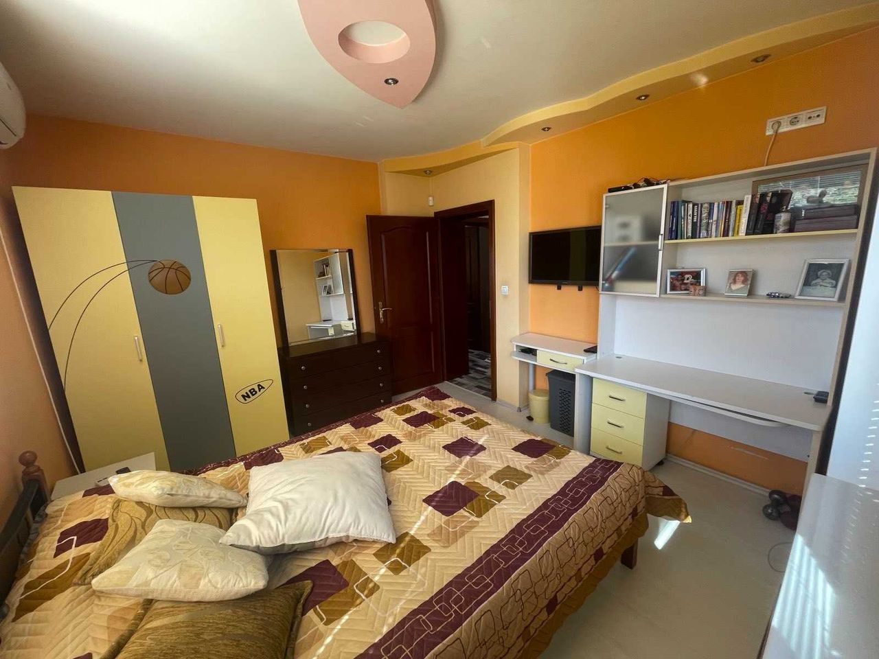 Продава се Къща в Горна Оряховица - 110 кв.м за 1037 €/кв.м - Снимка #3
