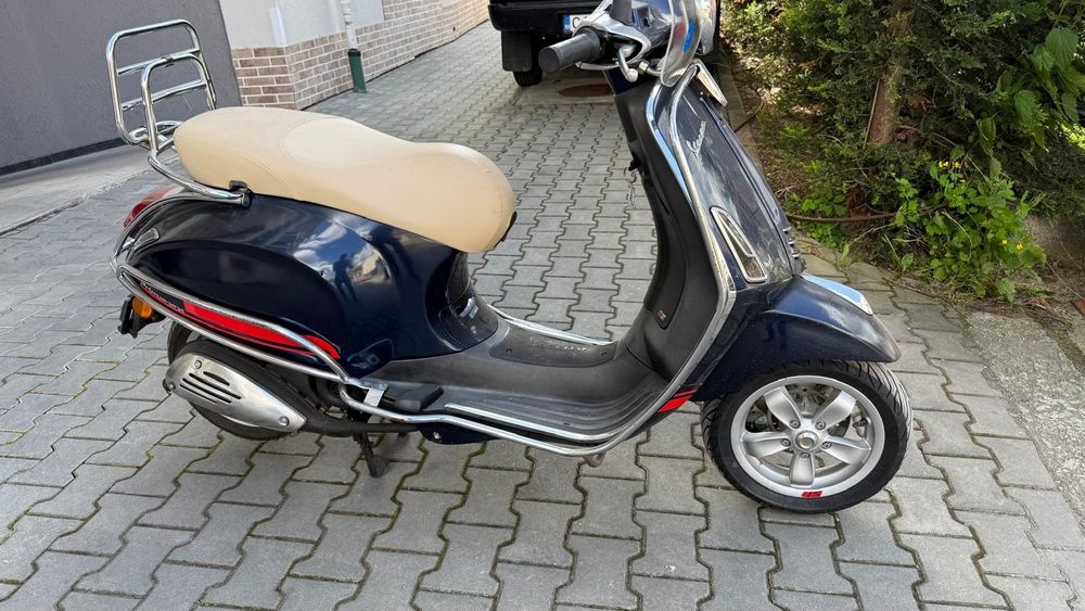 Piagio Vespa . 2017 . Fara carnet . 25 km/ h