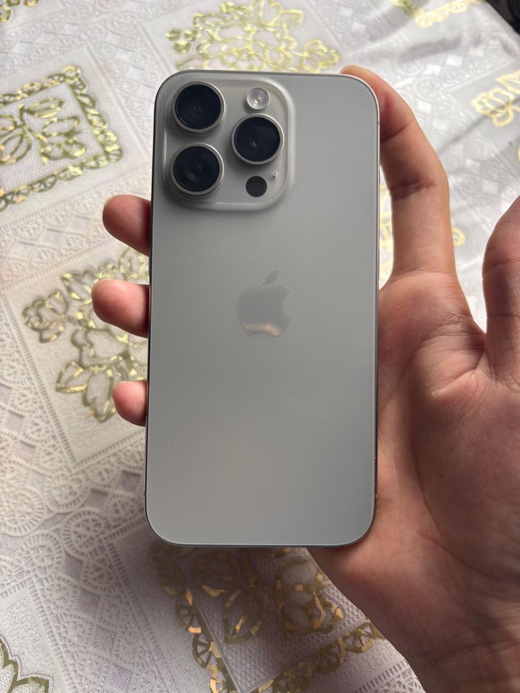 iPhone 15 pro.