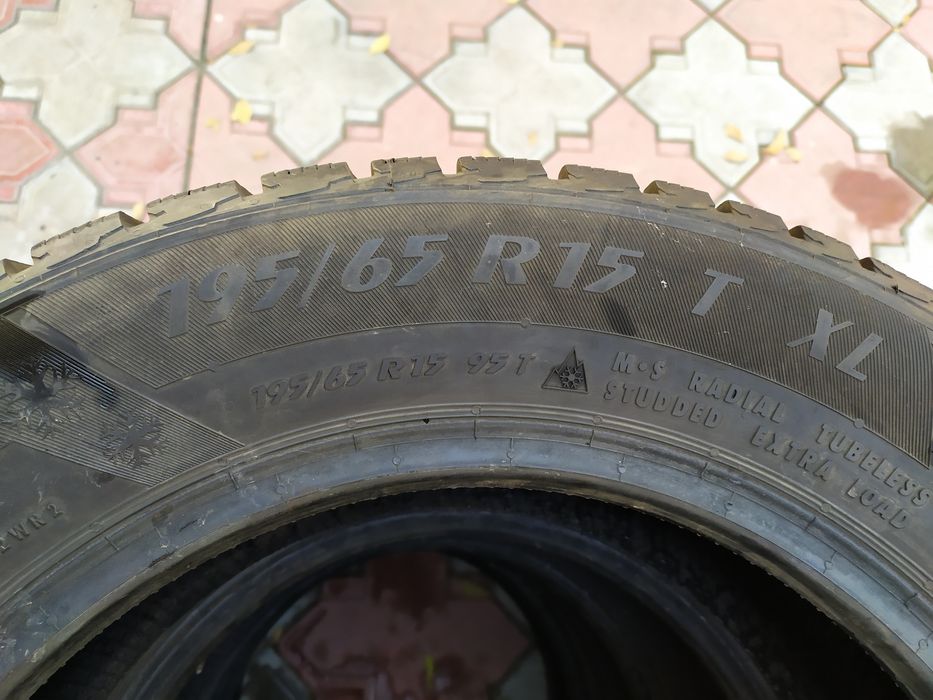 Продам комплект шипованных шин 4 шт.