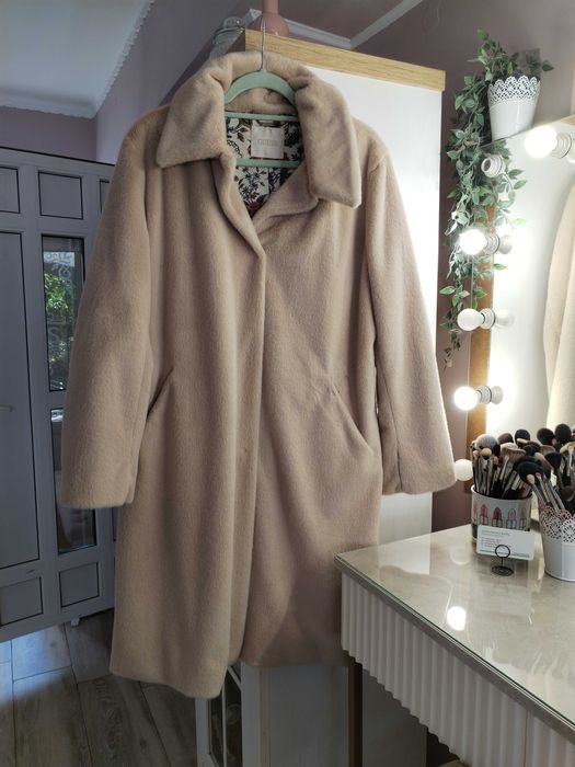 Haina de blana artificiala Guess