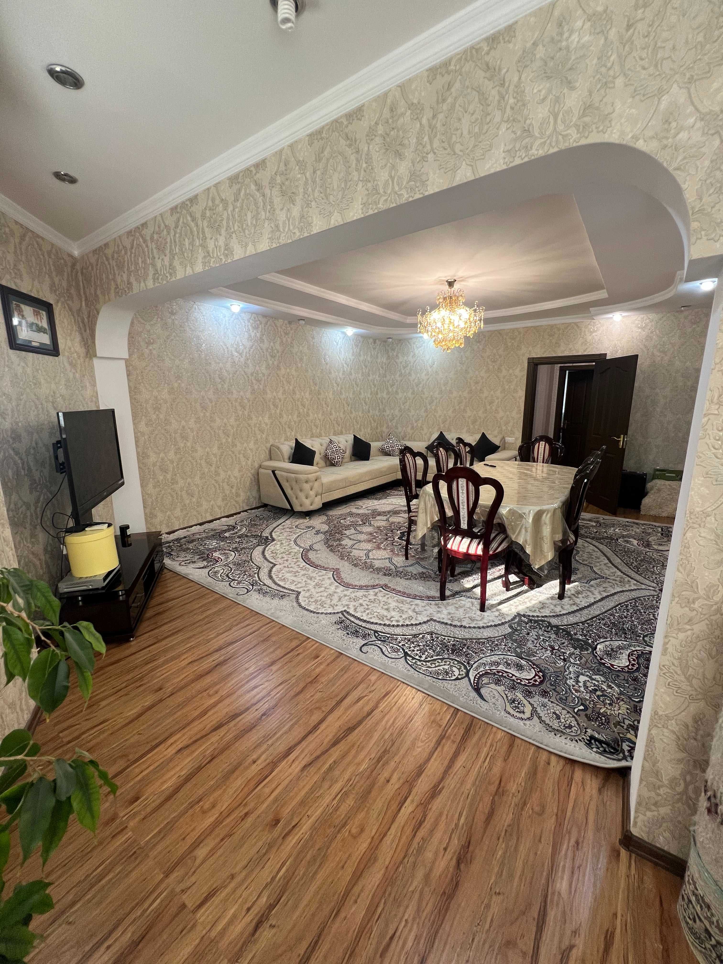 Продам квартиру 4 в 3/7/9 ул. Бобур 69