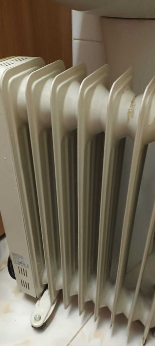 Vand radiator cu ulei Vortex
