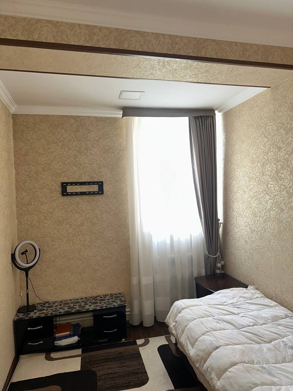 3 хонали квартира сотилади Метро хамзада