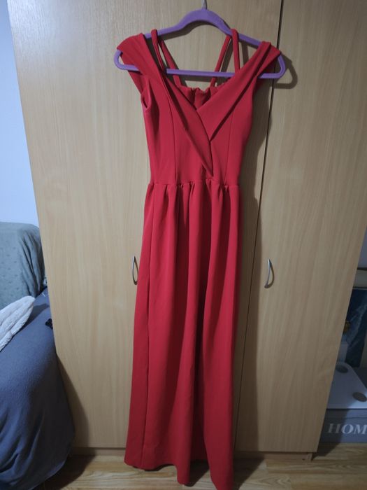 Rochie elegantă roșie