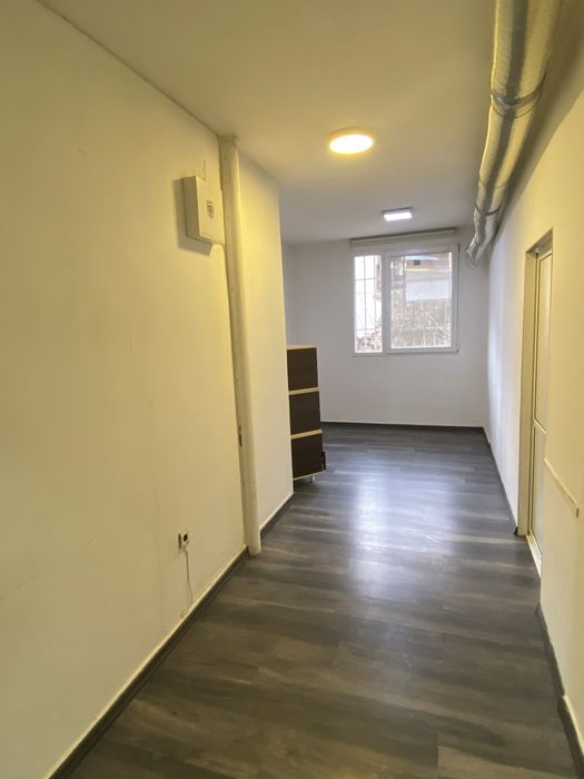 Дава се под наем Магазин в Пловдив, Централна гара - 100 кв.м за 765 € - Снимка #5