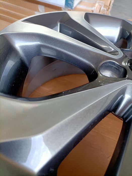 Jante Hyundai 15 4x100 6.0Jx15 OFFSET 53 cu senzori de presiune