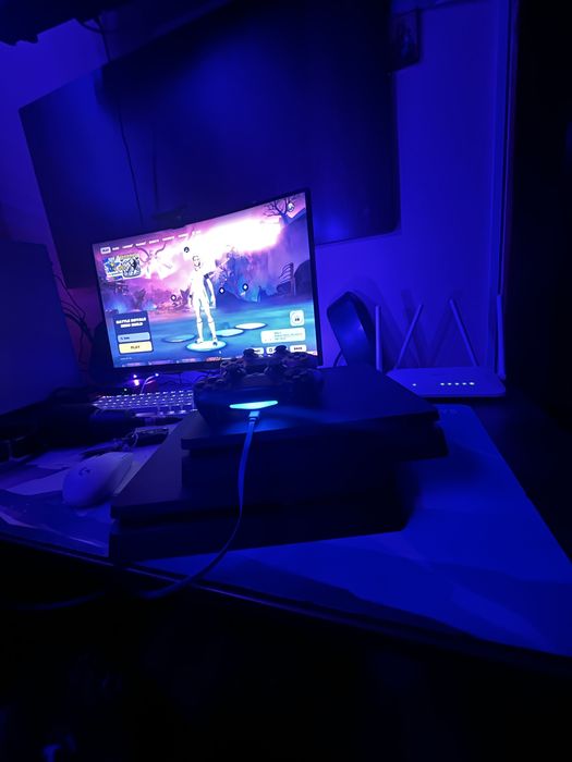 PS4 SLIM MODABIL (cititi descrierea)