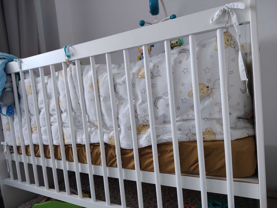 Pătuț+saltea, dimensiune 120 lungime cu 70 latime