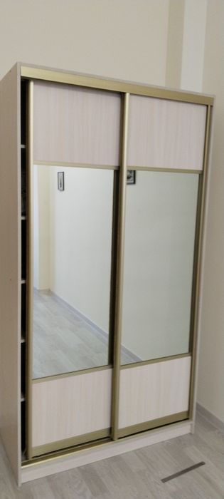 Шкаф купе 1.2 на 2.1 м