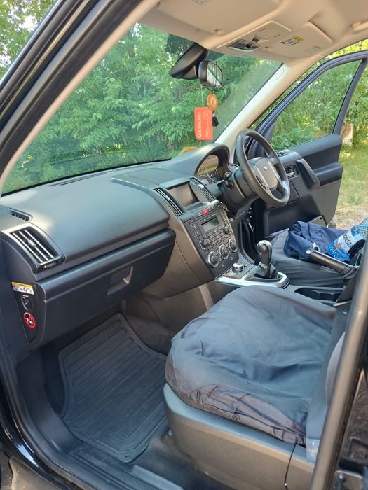 Land rover ,inmatriculat volan dreapta,2.2 diesel