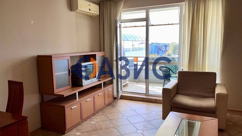 Продава се Двустаен апартамент в к.к. Слънчев бряг - 71 кв.м за 895 €/кв.м - Снимка #6