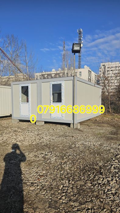 Vând container containere