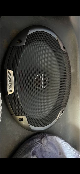 Продам колонки лодочки Alpine