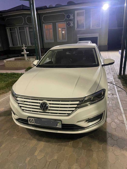 Продается машина Volkswagen e lavida