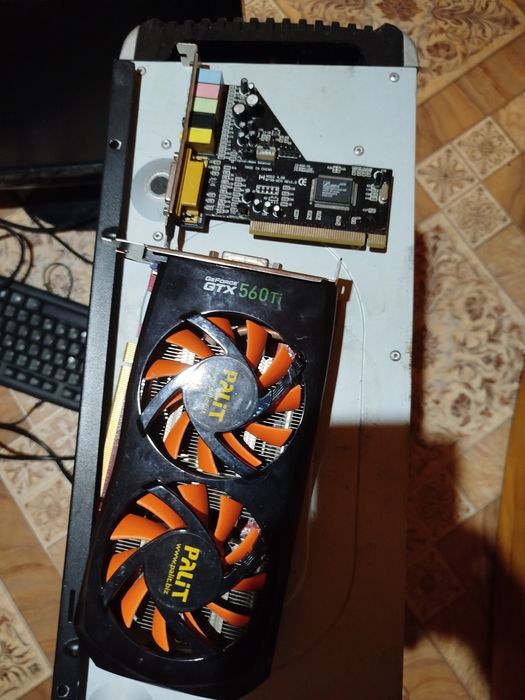 Компьютер (Монитор Самсунг)