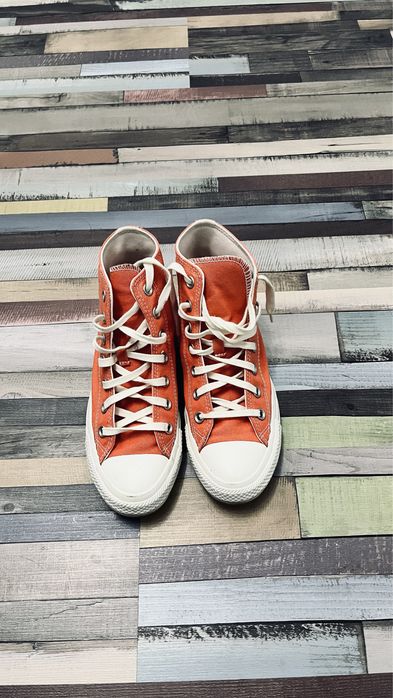 Tenisi concerse dama