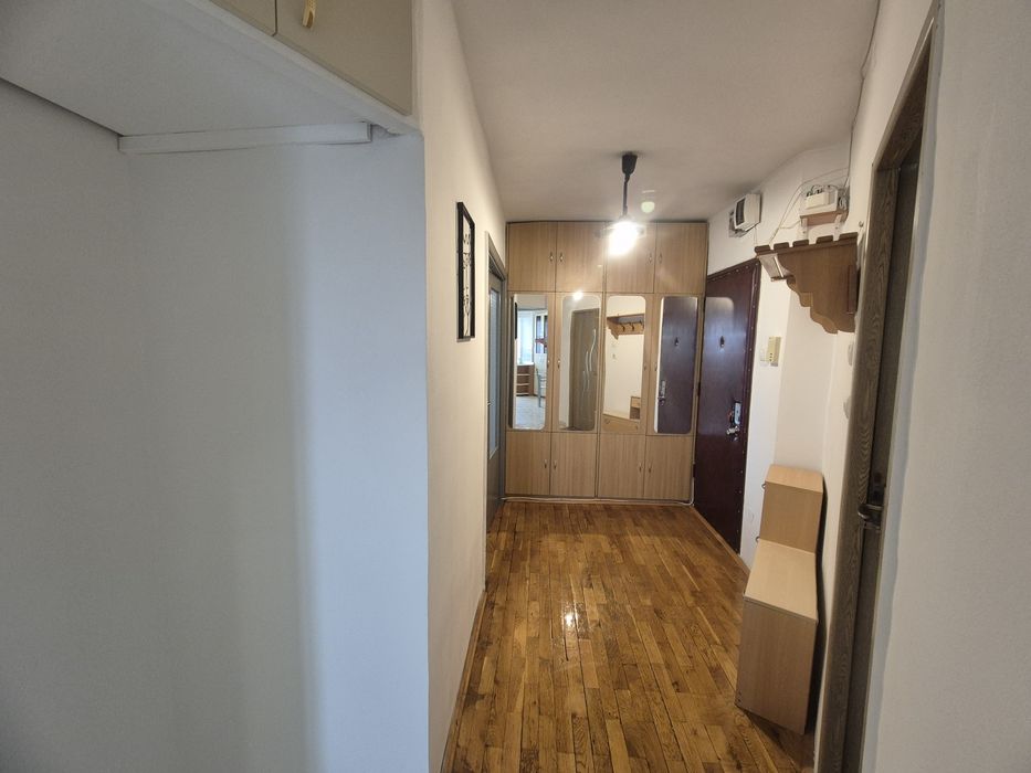 Dau în chirie apartament cu 2 camere decomandat