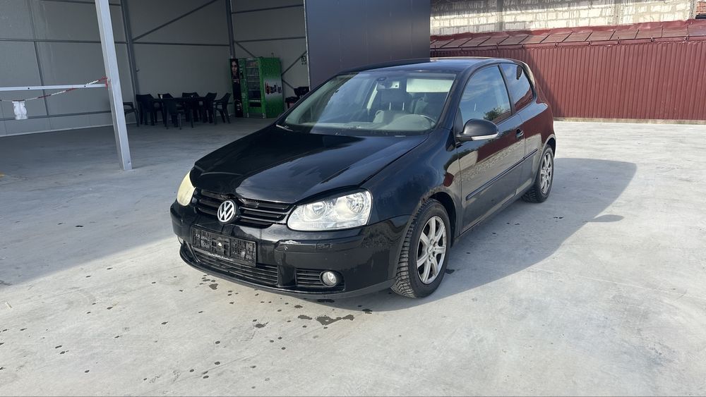 Dezmembrez vw golf 5 1.9