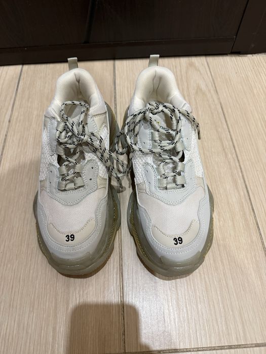 Обувки на Balenciaga