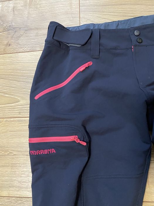NORRONA SVALBARD-pantaloni sport , de iarna, stare impecabila , dame L