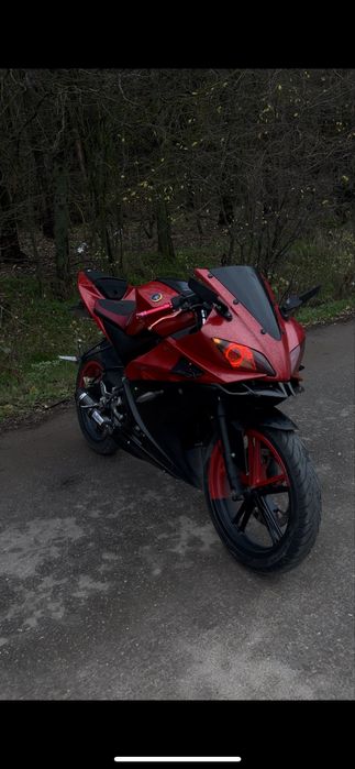 Yamaha yzf r125