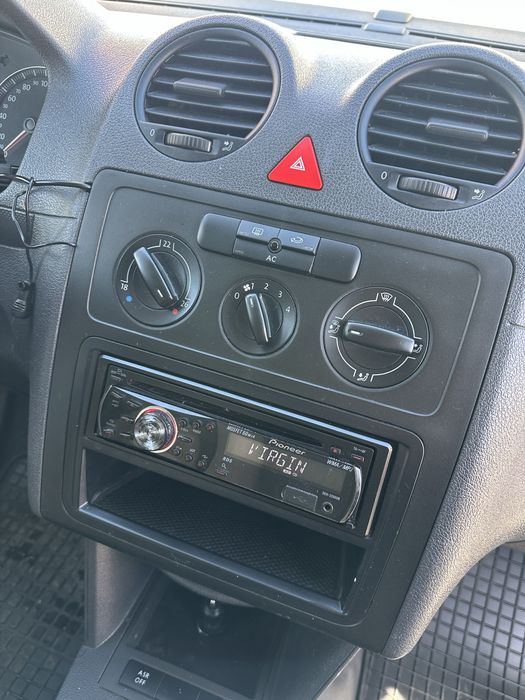 Vw caddy 1.9TDI  2010