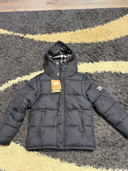 Vand Geaca/Vesta Burberry Toamna Iarna