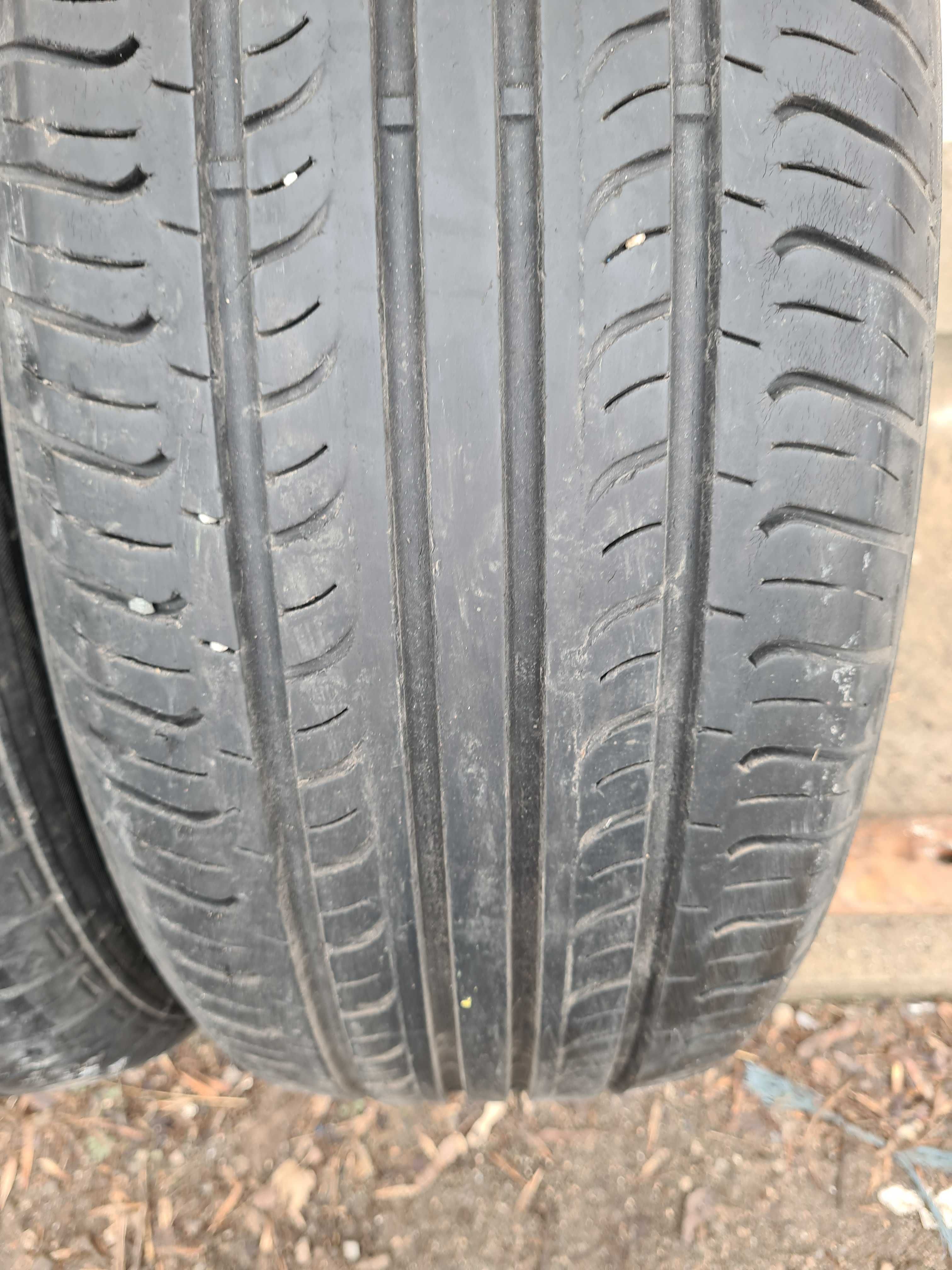 2 бр. летни гуми 225/60/17 Hankook 5,5 mm DOT 2312