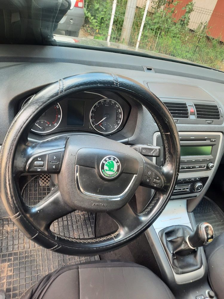 Skoda octavia  1.4 tsi