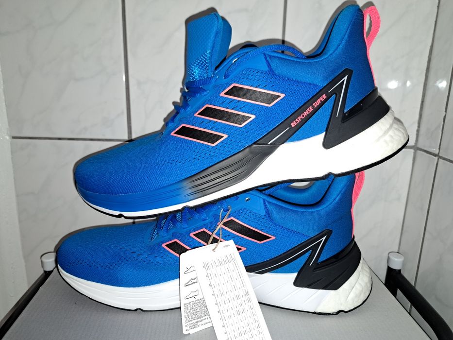 Vând produs original Adidas  nr.46.30.