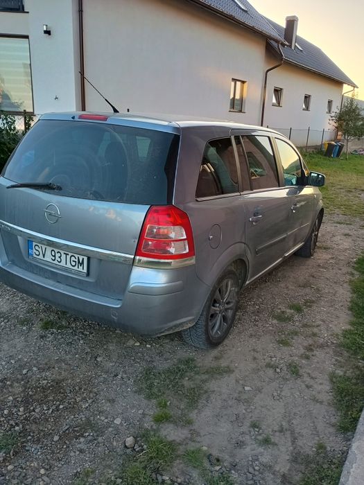 Vand Opel Zafira b din 2011