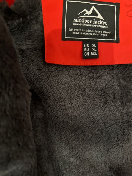 JacketaOutdoor  Drumeție