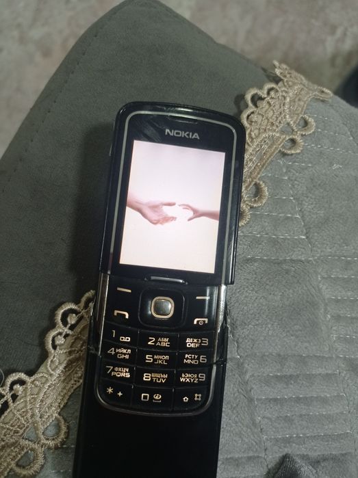 Nokia 8600 в хорошем состоянии