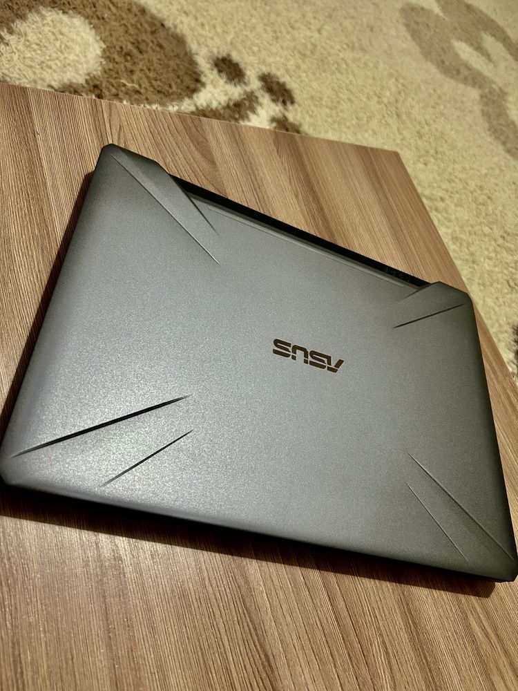 Laptop Asus Tuf Gaming FX505DT