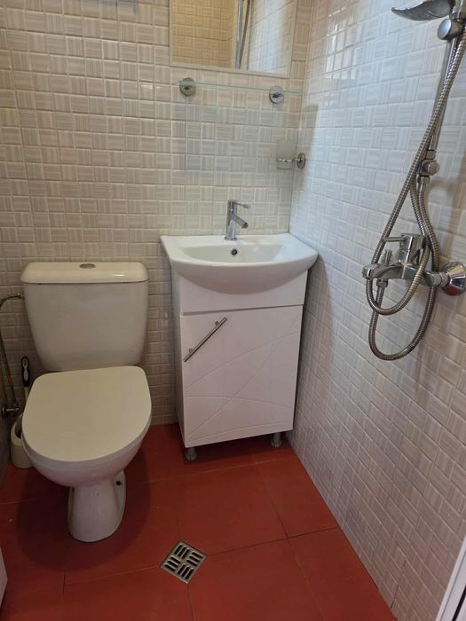 Дава се под наем Тристаен апартамент в София, Гео Милев - 50 кв.м за 540 € - Снимка #11