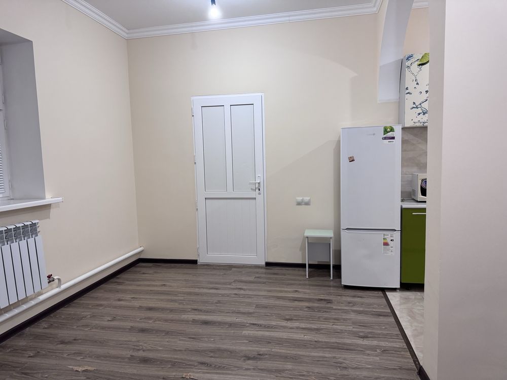 Продается  5 комнатный дом в мкр Балауса.