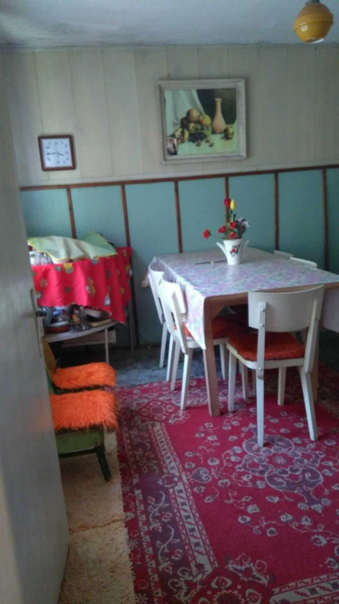 Продавам къща, кухня с дворно място. От собственик!!!