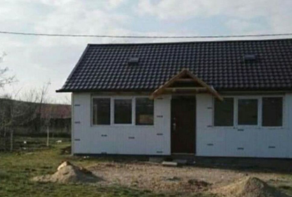 Vindem case pe structură ușoară