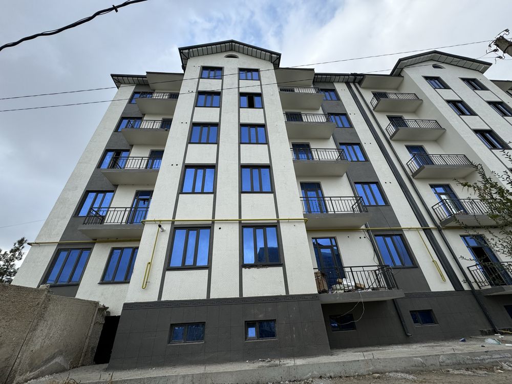 2-xonali kvartira sotiladi