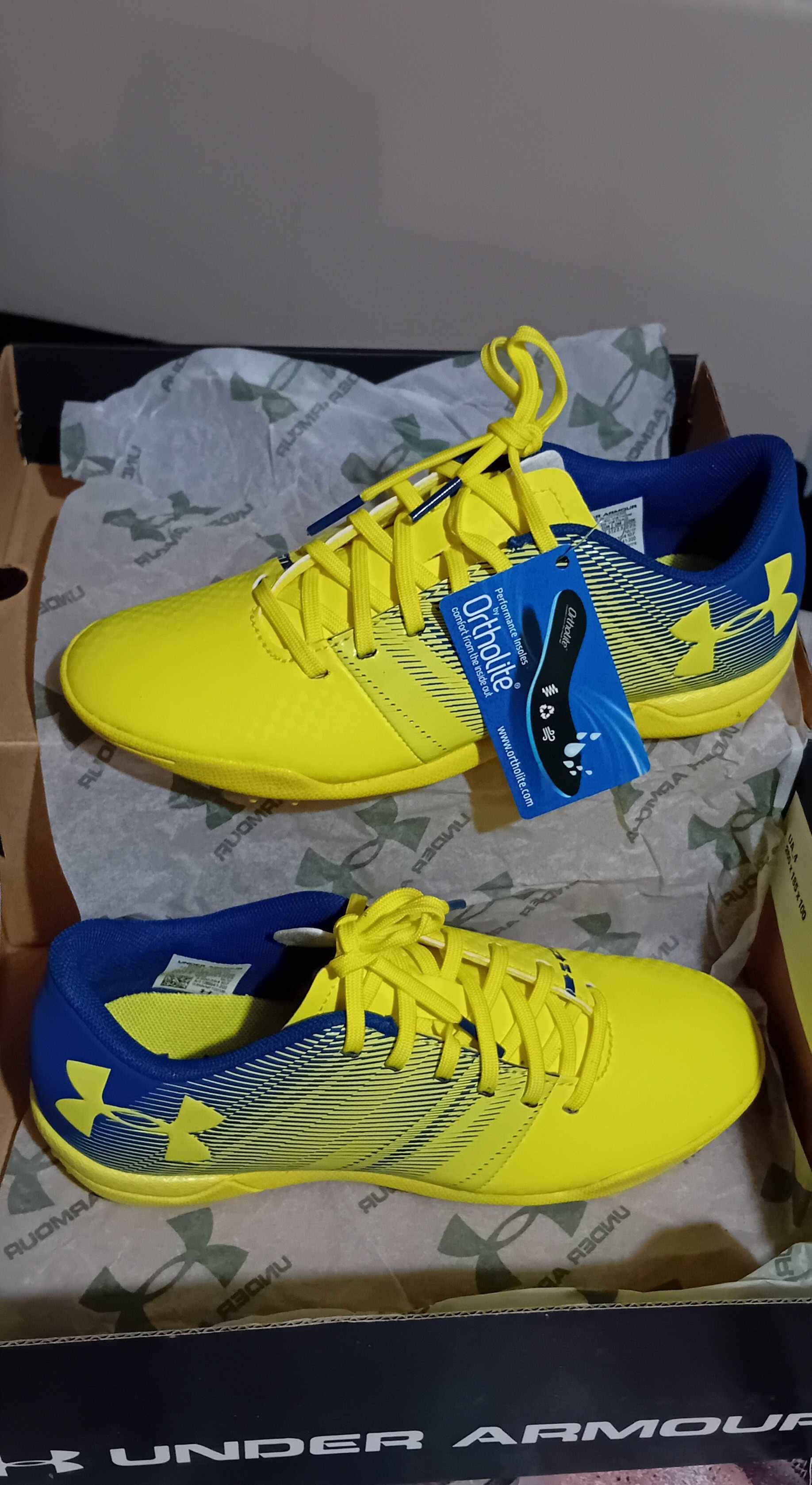 Футболни обувки (стоножки) Under Armour размер 34,5/20 cm