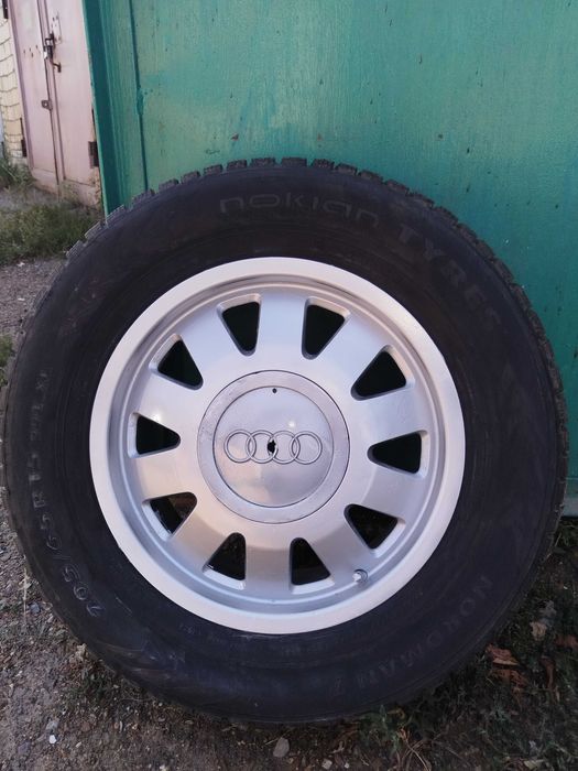 Комплект диски титановые с резиной