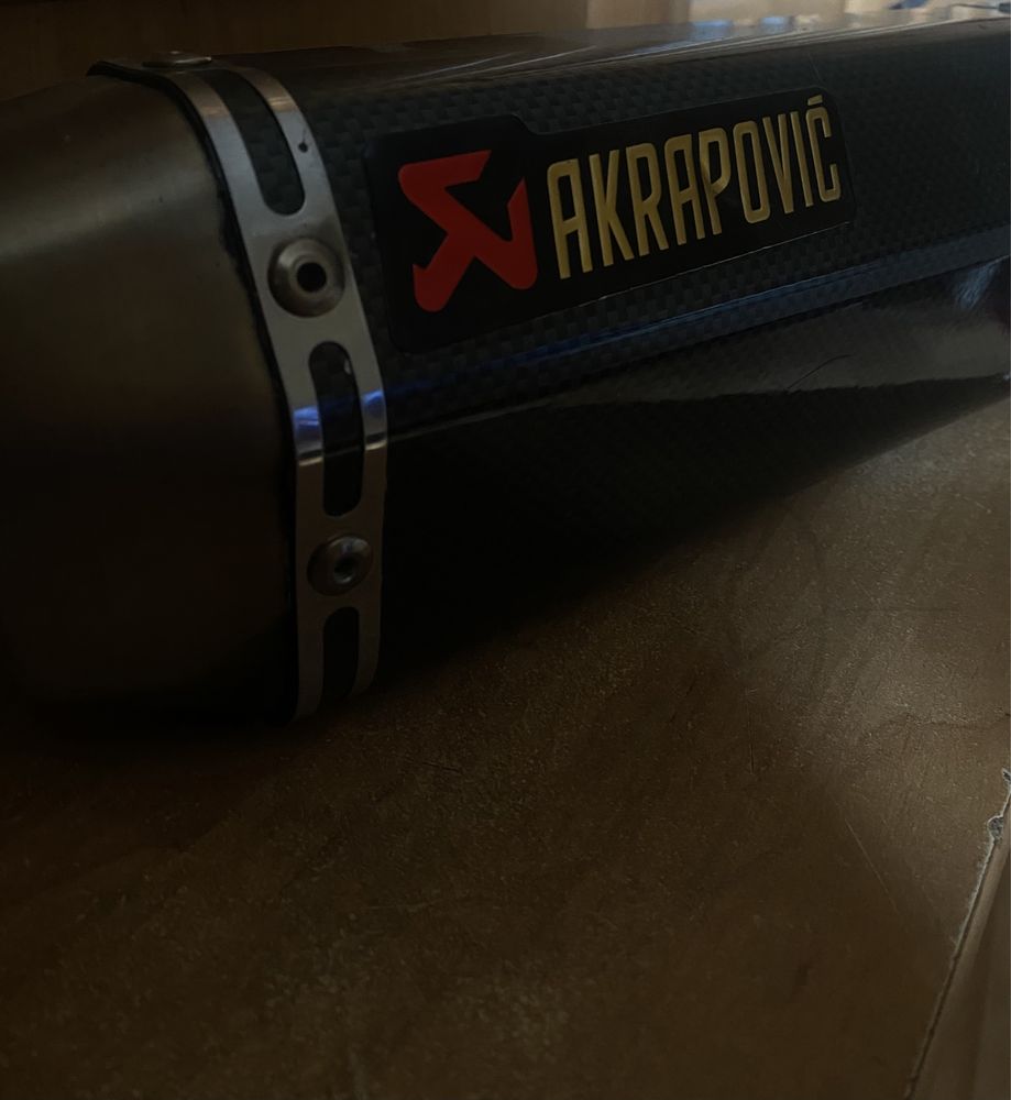 Продам прямоток akrapovic для мопеда