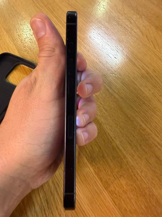 Vand iphone 16 pro 128 gb