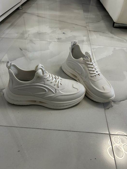 Sneakersi Gryxx Marimea 40
